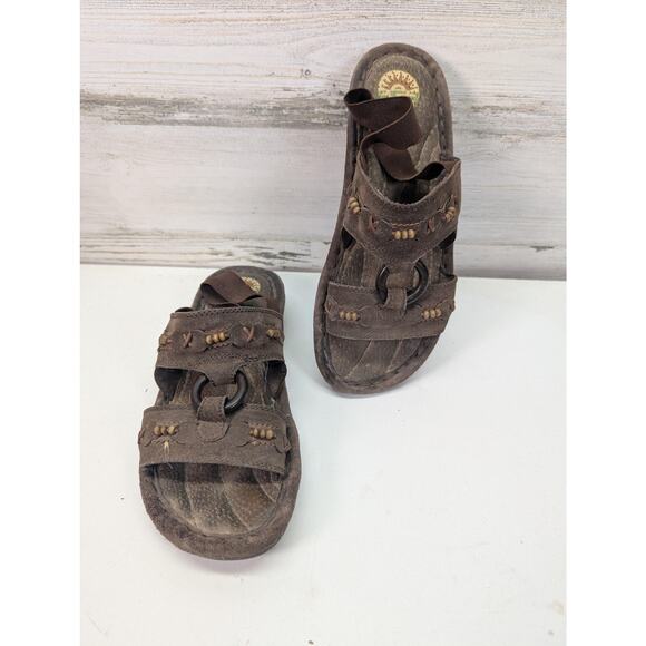 Earth Spirit Sandals Womens Size 7.5 Brown Leather Beaded Comfort Slip On Shoes - Picture 1 of 11